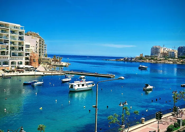 Spinola Shoreline Homestay St Julians